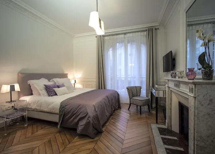 Relais12Bis Bed & Breakfast By Eiffel Tower Paris